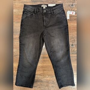 Maurices Black Ankle Cropped Jeans